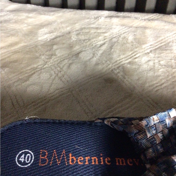 Bernie Mev Women's Cindy Flat Sandal size 40 Like New. Beach casual - Picture 6 of 6